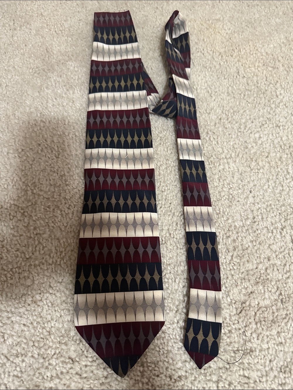 Giorgio Brutini Burgundy, Navy & Cream Geometric Stripe Tie